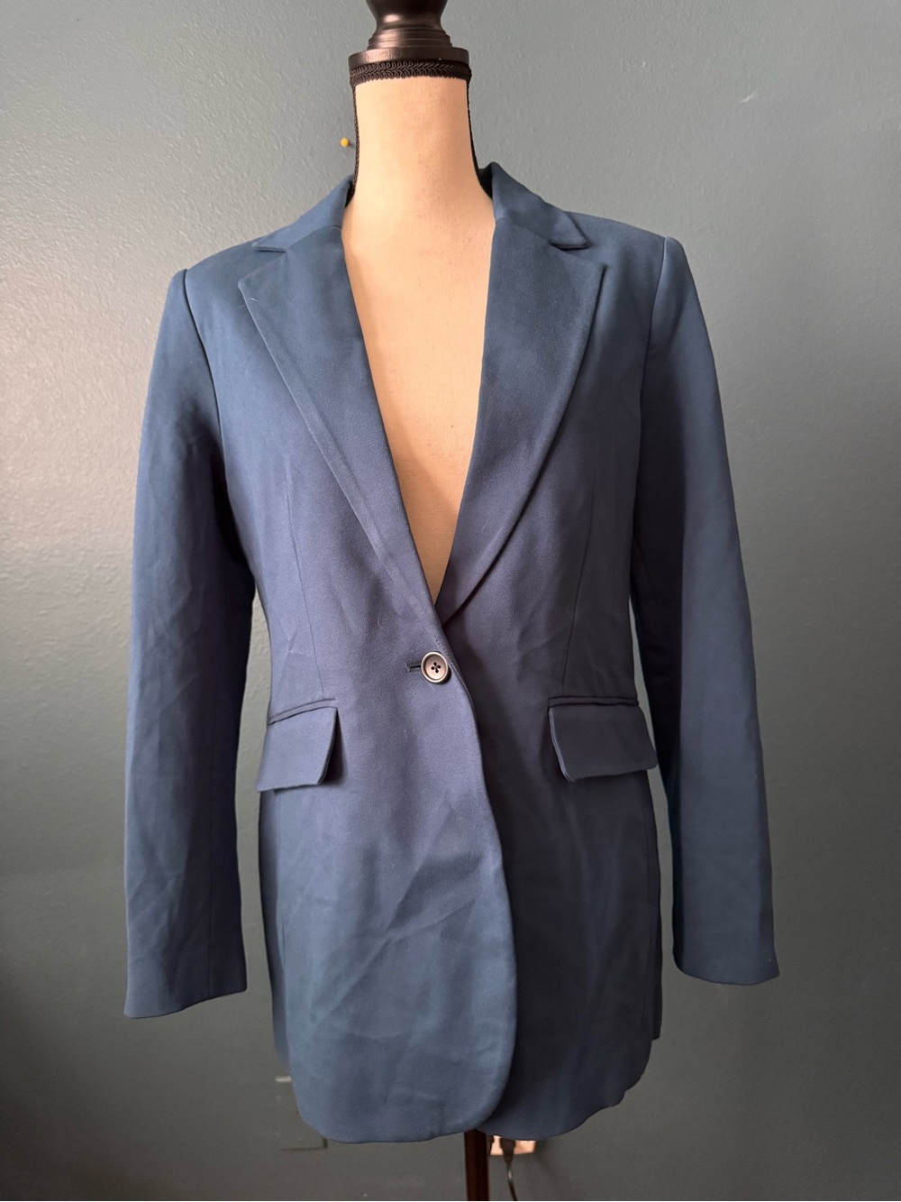 Classic Single-Button Women's Blazer